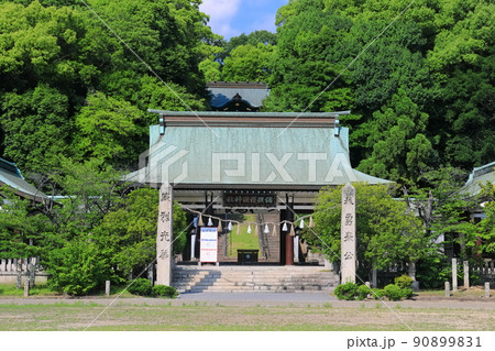 【広島県】晴天の備後護国神社 【広島県】晴天の備後護国神社 90899831