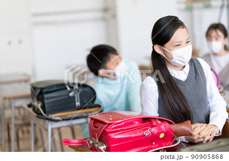 朝と夕方のホームルームイメージ 朝と夕方のホームルームイメージ 90905868