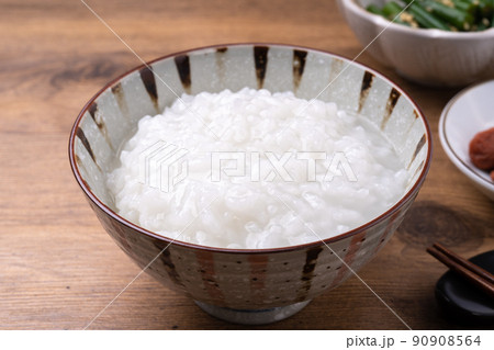 白粥と梅干し 90908564