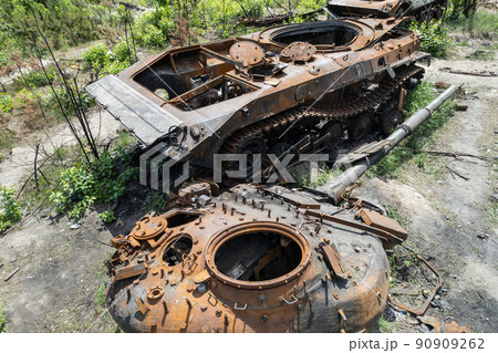 War in Ukraine - destroyed military hardware 90909262