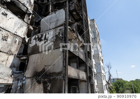 War in Ukraine - destroyed building in Borodyanka, Bucha district 90910970