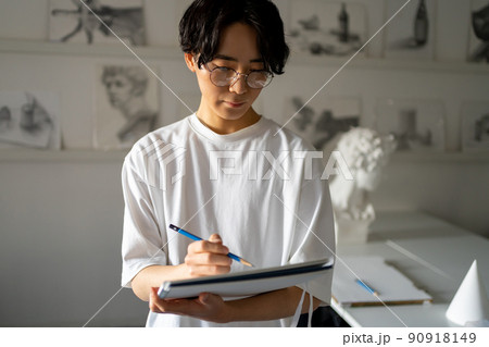 美大予備校 90918149