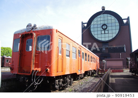真岡鐵道 真岡駅舎とキハ20 真岡鐵道 真岡駅舎とキハ20 90919453