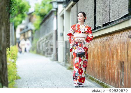着物の女性　京都女子旅　 90920670