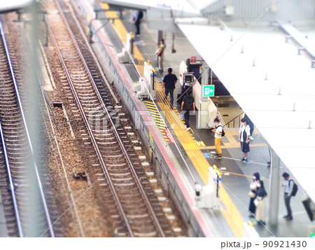大阪駅 電車 発着 大阪駅 電車 発着 90921430