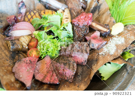 ウポポイ内のレストラン（ランチ） 90922321