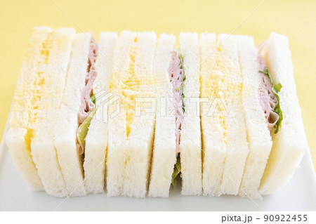 美味しいハムサンドとたまごサンド 美味しいハムサンドとたまごサンド 90922455