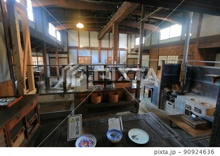 【愛媛県】新緑の旧広瀬邸　料理場 90924636