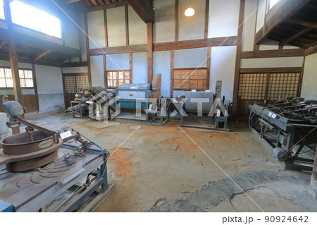 【愛媛県】新緑の旧広瀬邸 料理場 【愛媛県】新緑の旧広瀬邸 料理場 90924642