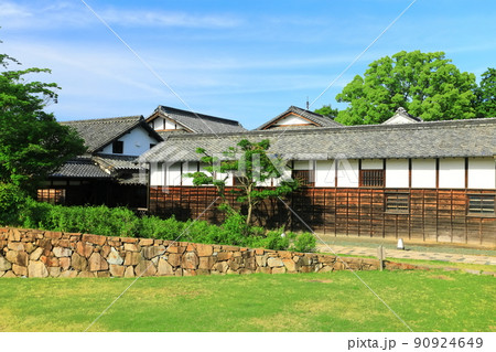 【愛媛県】新緑の旧広瀬邸　 90924649