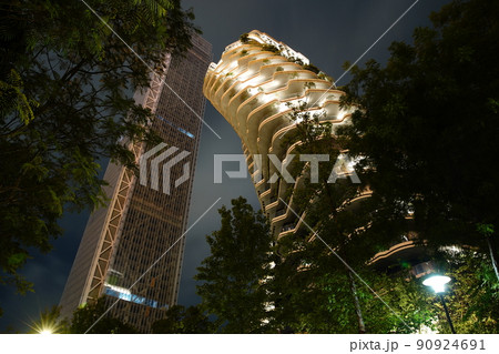 高層ビル 摩天楼 超高層ビル 90924691