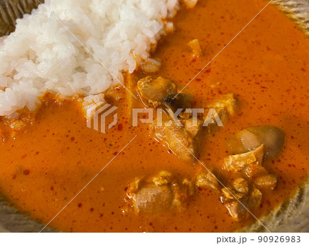 クリーミーなバターチキンカレーライス クリーミーなバターチキンカレーライス 90926983