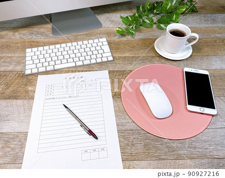 出張報告書　ビジネスイメージ 90927216