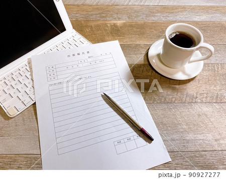 出張報告書　ビジネスイメージ 90927277
