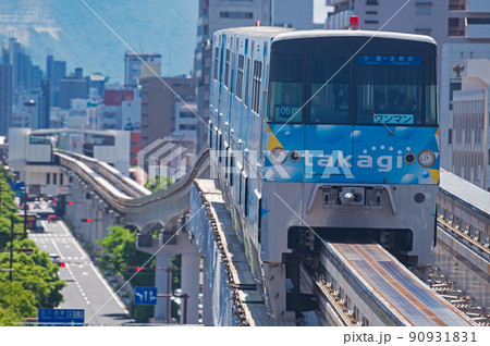 香春口三萩野駅から望むモノレール 90931831