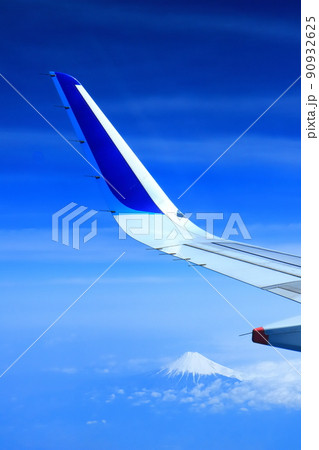 富士山と翼 90932625