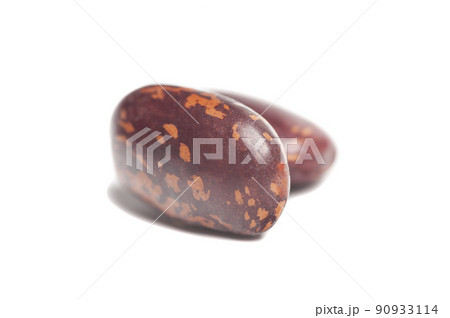 Red beans isolated on white background 90933114