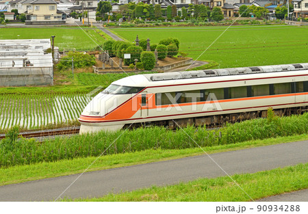 鉄道 私鉄:東武日光線 特急けごん34号 100系 109F(春日部) 鉄道 私鉄:東武日光線 特急けごん34号 100系 109F(春日部) 90934288