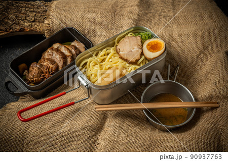 ラーメン Food of soy sauce ramen Japan ラーメン Food of soy sauce ramen Japan 90937763