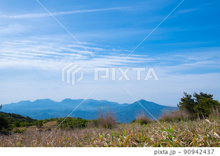 万年山登山・山頂からの眺め 90942437
