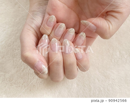 ラメグラデーションネイル 90942566