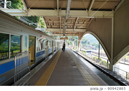 箱根登山鉄道　箱根湯本駅 90942865