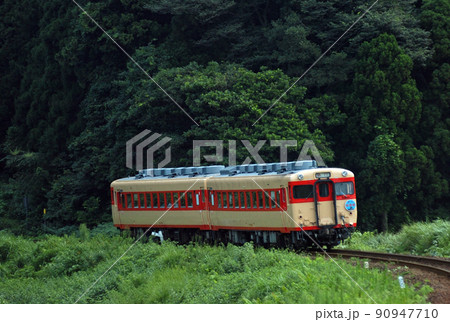 のと鉄道能登線 縄文真脇 R西日本 キハ28-2119+キハ58-596(金沢) リバイバル 能登路 のと鉄道能登線 縄文真脇 R西日本 キハ28-2119+キハ58-596(金沢) リバイバル 能登路 90947710