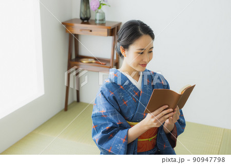 格子模様の小紋　和室　　　 90947798