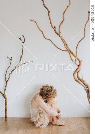 woman mysterious inside tree branch winding concept woman mysterious inside tree branch winding concept 90948919