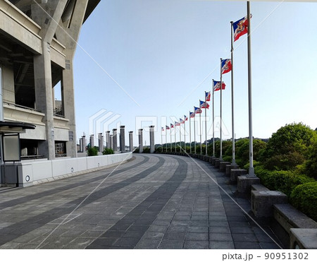 ニッサンスタジアム　横浜国際総合競技場周遊　周遊外観　 神奈川県横浜市港北区　陸上競技場兼球技場 90951302