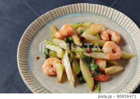 セロリとエビの炒め物(手料理) セロリとエビの炒め物(手料理) 90956471