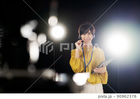 舞台スタッフ 女性 舞台スタッフ 女性 90962376