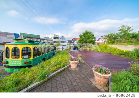 「山梨県」北杜市 清里駅前の町並み 「山梨県」北杜市 清里駅前の町並み 90962429