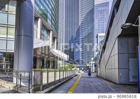 東京の都市風景　新橋・汐留 90965616