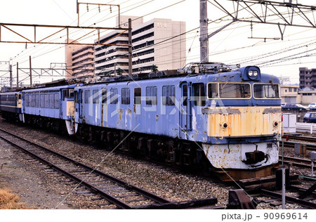 1998年　高崎区構内に留置中のEF60電気機関車 90969614