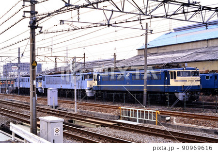 1998年 高崎区構内に留置中の電気機関車群 1998年 高崎区構内に留置中の電気機関車群 90969616