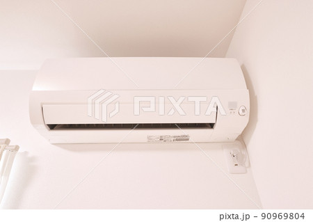 エアコン　空調機　イメージ　室内機 90969804