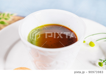 黒蜜をかけた抹茶ラテゼリー 黒蜜をかけた抹茶ラテゼリー 90973983