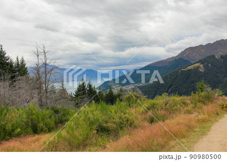 【クイーンズタウン】クイーンズタウンヒルサミットからの景色 90980500