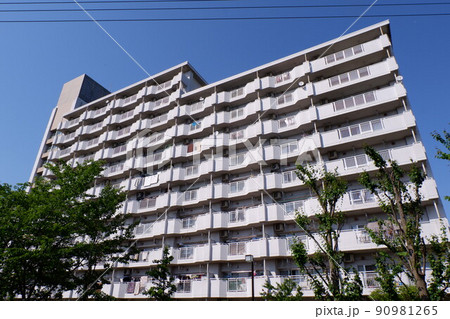 高層アパート 高層アパート 90981265