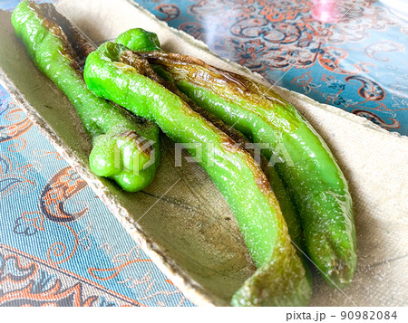 ジャンボししとう・八面六臂のグリル 90982084