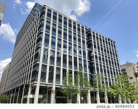 淀屋橋にある「淀屋橋odona」 90984053