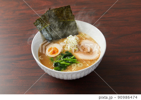 家系ラーメン 90986474