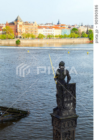 Legendary Prince Bruncvik statue at the Charles Bridge. Prague 90990986