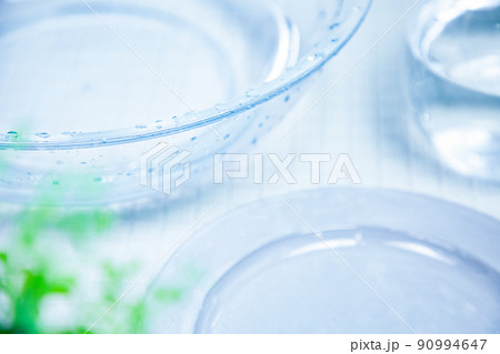 洗顔ボウルとバスルームのイメージ 90994647