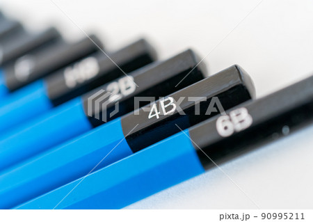 デッサン用鉛筆 90995211