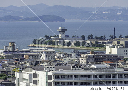 丸亀市土器川河口 丸亀城からの眺め 香川県丸亀市 丸亀市土器川河口 丸亀城からの眺め 香川県丸亀市 90998171