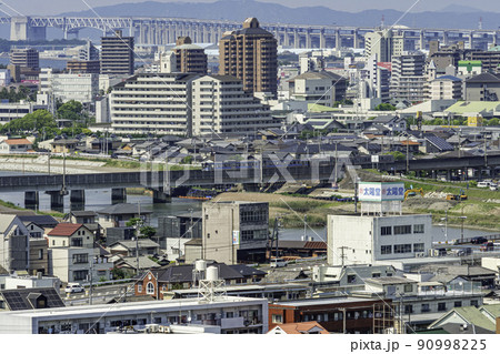 丸亀市土器川鉄橋 予讃線 丸亀城からの眺め 香川県丸亀市 丸亀市土器川鉄橋 予讃線 丸亀城からの眺め 香川県丸亀市 90998225