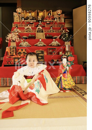 初節句 女の子 赤ちゃん 縦 初節句 女の子 赤ちゃん 縦 90998276