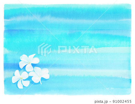 爽やかブルーの水彩グラデーションとプルメリアの花、トロピカルな夏のイメージ 91002455